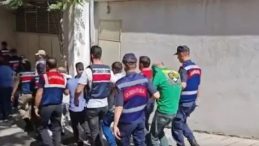Bakan Yerlikaya'dan Önemli Açıklama! 10 İlde 5 Ayrı Suç Örgütüne Operasyon Düzenlendi: 74 Gözaltı