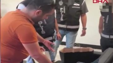 Baklava Kutusunda R&uuml;şvet: Manavgat Belediyesi Başkan Yardımcısı İtiraf Etti
