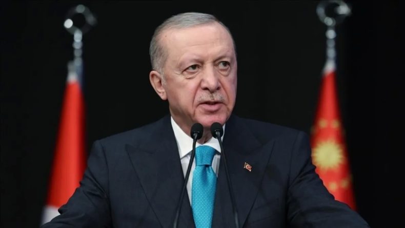 Başkan Erdoğan'a Dört Ülkenin Büyükelçilerinden Güven Mektubu