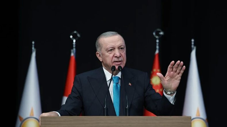 Başkan Erdoğan&apos;dan Leman&apos;ın Skandal Kapağına Keskin Tepki: Mizah Kılıfı Altında Alçakça Bir Provokasyon