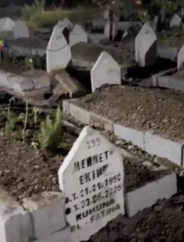 Batman'da Mezarlıkta Şok Olay! Ailenin Bilgisi Olmadan Cenaze Başka Mezar Yerine Taşındı