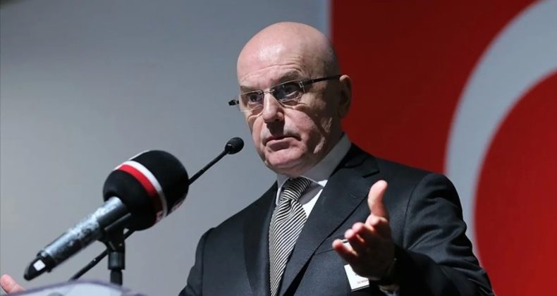 Beşiktaş'ta Tevfik Yamantürk, Divan Kurulu Başkanlığı Görevini Bıraktı
