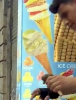 Beyoğlu'nda Külah Oyunu ile Kadın Turisti Taciz Eden Dondurmacının İşyeri Mühürlendi