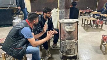 Bir ilimize kış geri geldi! Sıcaklık 15 dereceye kadar d&uuml;şt&uuml;! Sobalar kuruldu