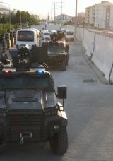 Bitlis Merkezli 6 İlde Su&ccedil; &Ouml;rg&uuml;t&uuml; Operasyonu: 4 Tutuklama