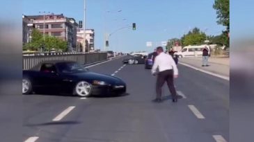 Bitmiyorlar! Bu sefer g&ouml;r&uuml;nt&uuml;ler Arnavutk&ouml;y'den: Kırmızı ışıkta maganda şovu