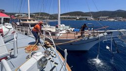 Bodrum açıklarında can pazarı! Su alan teknedeki 6 kişi kurtarıldı