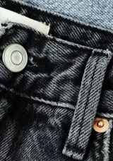 Boya Veren Siyah Pantolon Tuzlu Suda Bekletilir Mi? Siyah Pantolonu Tuzlu Suda Bekletmek İşe Yarar Mı?