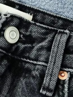 Boyası Çıkan Pantolon İçin Ne Yapılmalı? Kot Pantolon Boya Veriyor, Ne Yapmalıyım?