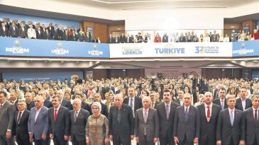 Bug&uuml;n, B&uuml;y&uuml;k ve G&uuml;&ccedil;l&uuml; T&uuml;rkiye&rsquo;nin Şafağı S&ouml;k&uuml;yor