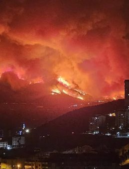 Bursa’da iki ayrı noktada orman yangınları sürüyor! Yerleşim yerleri tehdit altında