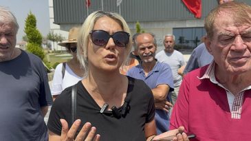 B&uuml;y&uuml;kşehir Belediyesi &Ouml;n&uuml;nde Su Eylemi | İl&ccedil;edeki Yazlıkların Yarısı Boş Kaldı