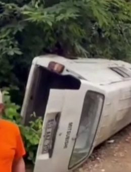 Çay Hasadı İçin Yola Çıkan Aile Kaza Geçirdi: 2 Ölü, 3 Yaralı