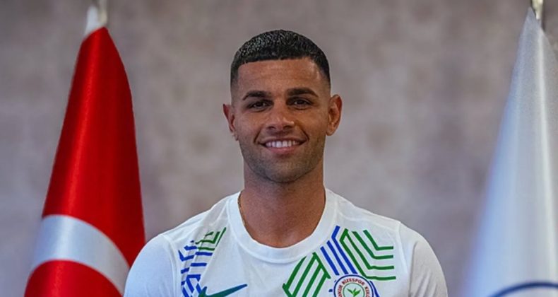 Çaykur Rizespor, Kaleci Erdem Canpolat'ı Kadrosuna Kattı