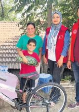 Cesur &ccedil;ocuk, bisiklet hayaline kavuştu