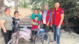 Cesur çocuk, bisiklet hayaline kavuştu