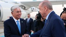 Cumhurbaşkanı Erdoğan, Kazakistan Cumhurbaşkanı Tokayev'i karşıladı