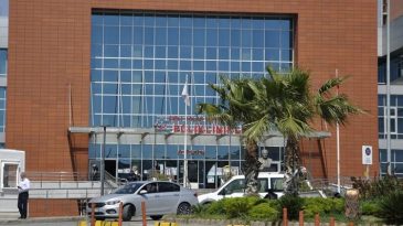 Demet, Eski Eşi Tarafından Bı&ccedil;aklanarak Hayatını Kaybetti