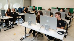 Demirören Medya ve Teknoloji Lisesi: AP Programıyla Dünya Üniversitelerine Açılan Kapı