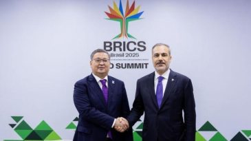 Dışişleri Bakanı Fidan, Kazak mevkidaşıyla g&ouml;r&uuml;şt&uuml;