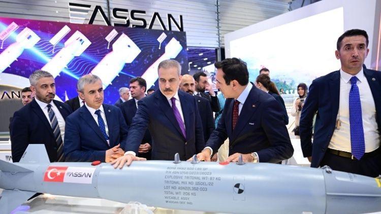 Dışişleri Bakanı Hakan Fidan, IDEF 2025’i Ziyaret Etti