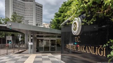 Dışişleri&rsquo;nden ABD&rsquo;nin Suriye politikası a&ccedil;ıklaması: İlişkileri normalleştirme yolundaki g&uuml;&ccedil;l&uuml; iradeyi memnuniyetle karşılıyoruz