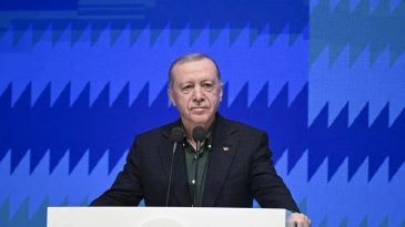 Diyarbakır'da Başkan Erdoğan'a K&uuml;rt&ccedil;e destek! "Gelek Sıpas Reis"