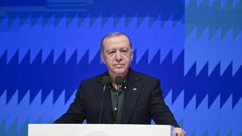 Diyarbakır'da Başkan Erdoğan'a Kürtçe destek! "Gelek Sıpas Reis"