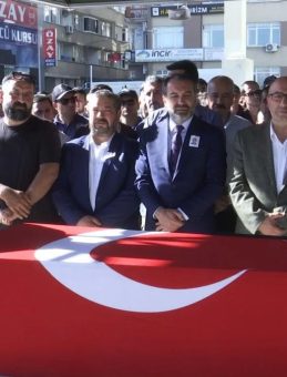 Diyarbakır'daki Trafik Kazasında Hayatını Kaybeden Polis Memuru Uğurlandı