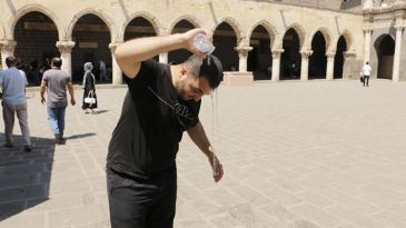 Diyarbakır&rsquo;da Termometre 47 Dereceyi G&ouml;stermeye Devam Ediyor