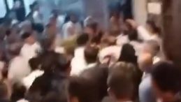 Düğün Salonunda Tekme Tokat Kavga: O Anlar Cep Telefonu Kamerasında!