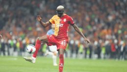 Dünyayı Sarsan İmza!