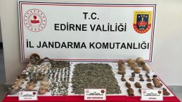 Edirne'de Tarihi Eser Kaçakçılarına Operasyon: Binlerce Eser Ele Geçirildi