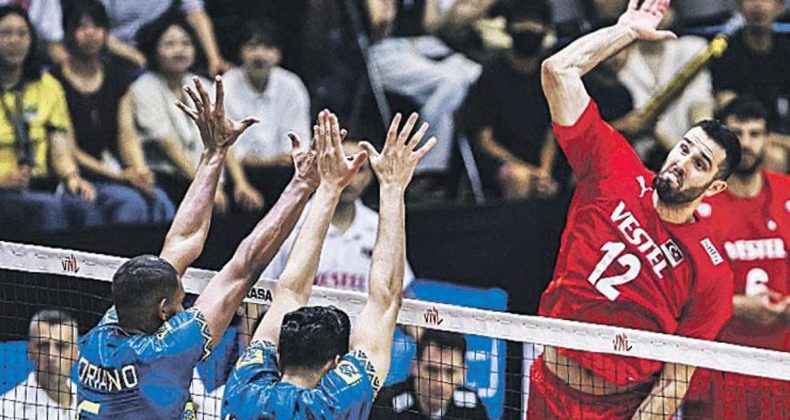 Efeler lideri zorladı ancak galibiyet yok