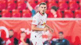 Eljif Elmas'ın Rotası Torino Oluyor