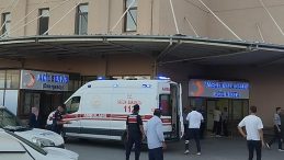 Emekli Polis Memuru Tartıştığı 3 Kişiyi Silahla Yaraladı
