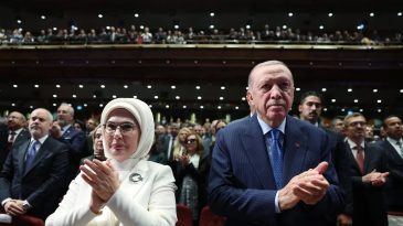 Emine Erdoğan: En Uzun Gece Destanı, O Eşsiz Direnişi Bir Kez Daha Y&uuml;reklerimize Nakşetti
