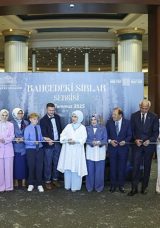 Emine Erdoğan, "Bah&ccedil;edeki Sırlar" sergisinin a&ccedil;ılışını yaptı: Her bir eser, verdiği mesajlarla farklı d&uuml;nyalara kapı aralıyor