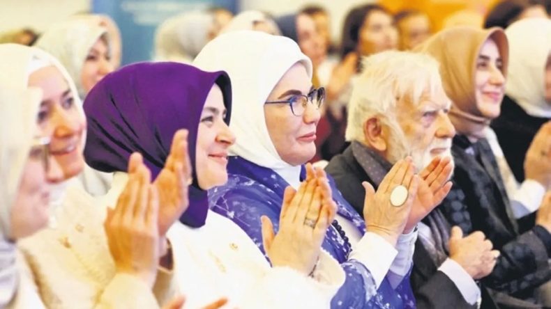 Emine Erdoğan: Türkiye’mizin yolu açık olsun