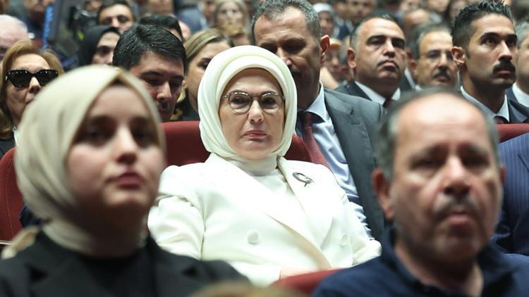 Emine Erdoğan'dan "En Uzun Gece" Destanının İlk Temsiline Yönelik Paylaşım
