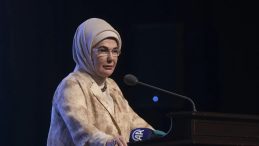 Emine Erdoğan'dan Srebrenitsa Soykırımı paylaşımı: Ailelerine ve sevdiklerine sabır diliyorum