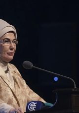 Emine Erdoğan'dan: T&uuml;rkiye'mizin yolu a&ccedil;ık olsun