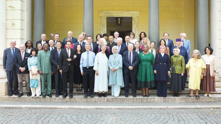 Emine Erdoğan'dan Vatikan'da Küresel Adalet Çağrısı