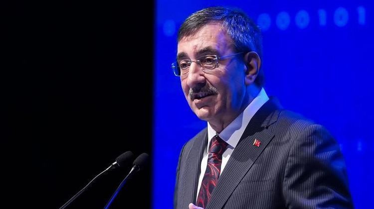 En Düşük Emekli Maaşı, ÖTV Zammı ve Kamu İşçilerinin Zam Pazarlığı… Cumhurbaşkanı Yardımcısı Cevdet Yılmaz'dan Önemli Açıklamalar