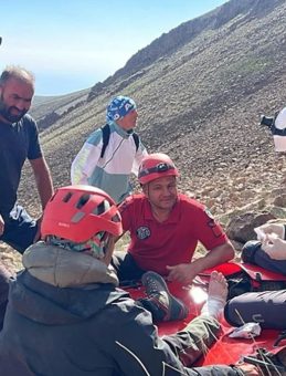 Erciyes Dağı Zirvesinde Ölümle Mücadele: Mahsur Kalan Dağcılara Böyle Ulaşıldı!