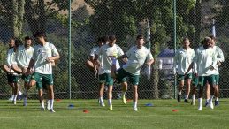 Esenler Erokspor, Bolu'da Güç Depoluyor