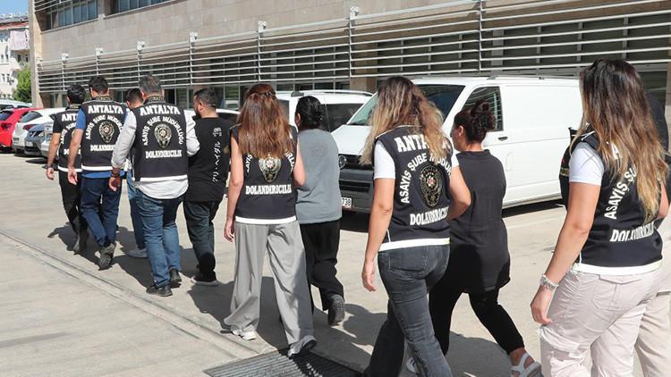 Eve Usta Değil Dolandırıcı Çağırmışlar! 6 Milyonluk Vurgun Yapan Şebeke Çökertildi