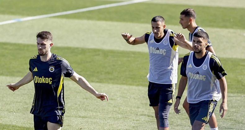 Fenerbahçe, Günün İlk Antrenmanını Gerçekleştirdi