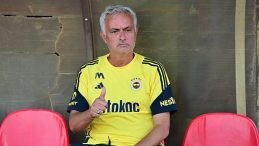 Fenerbahçe, Ud Leiria'yı Mağlup Etti; Mourinho'dan Yönetim Üzerine Kapsamlı Bir Mesaj!