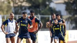 Fenerbahçe, Yeni Sezon Hazırlıklarını Sürdürüyor